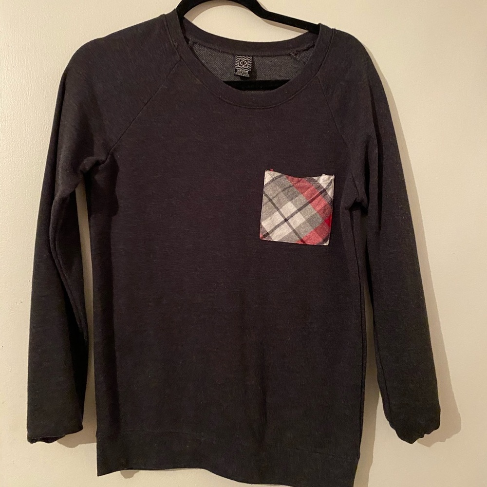 Grey sweatshirt